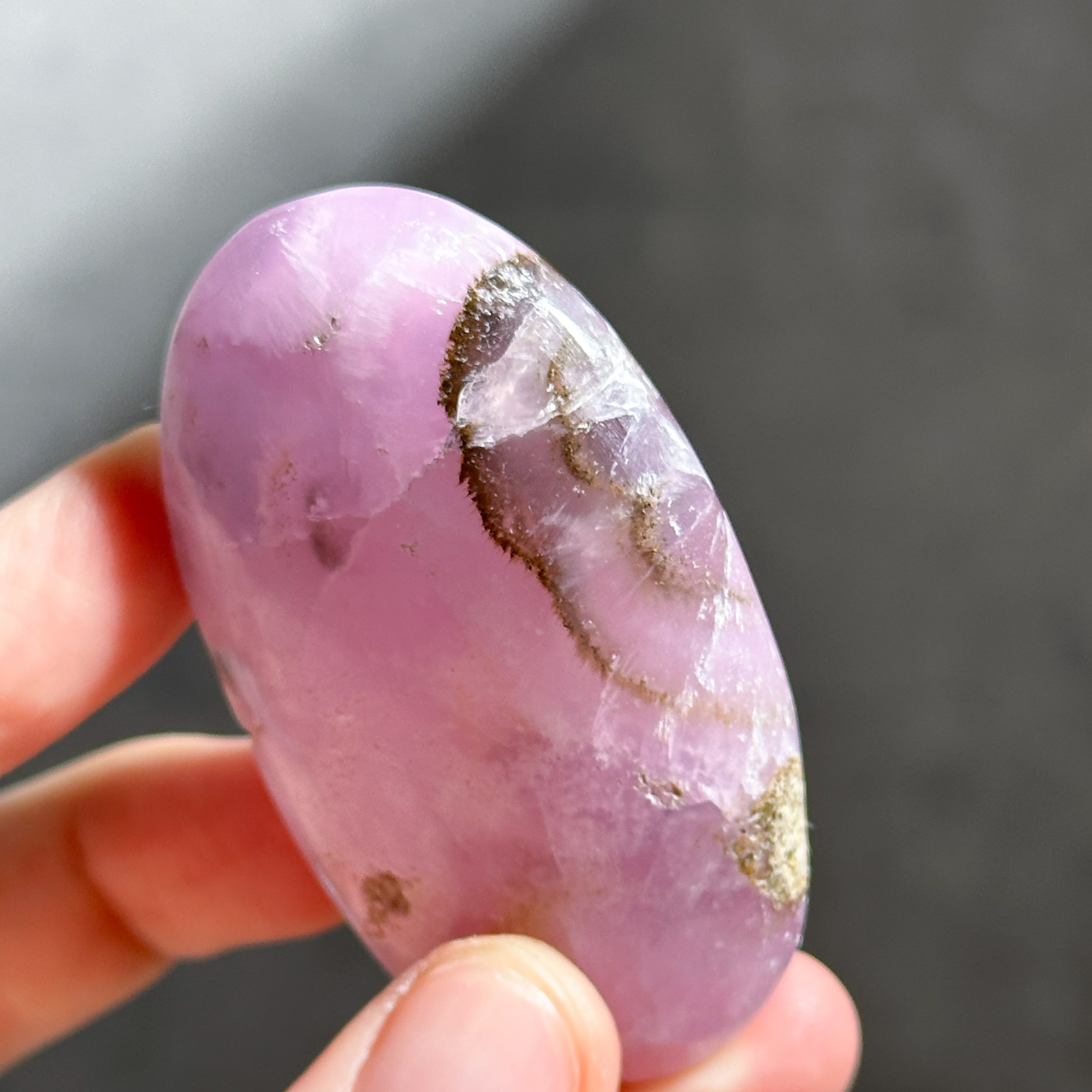 ピンクアラゴナイト パームストーン 93◇ Pink Aragonite Palm Stone