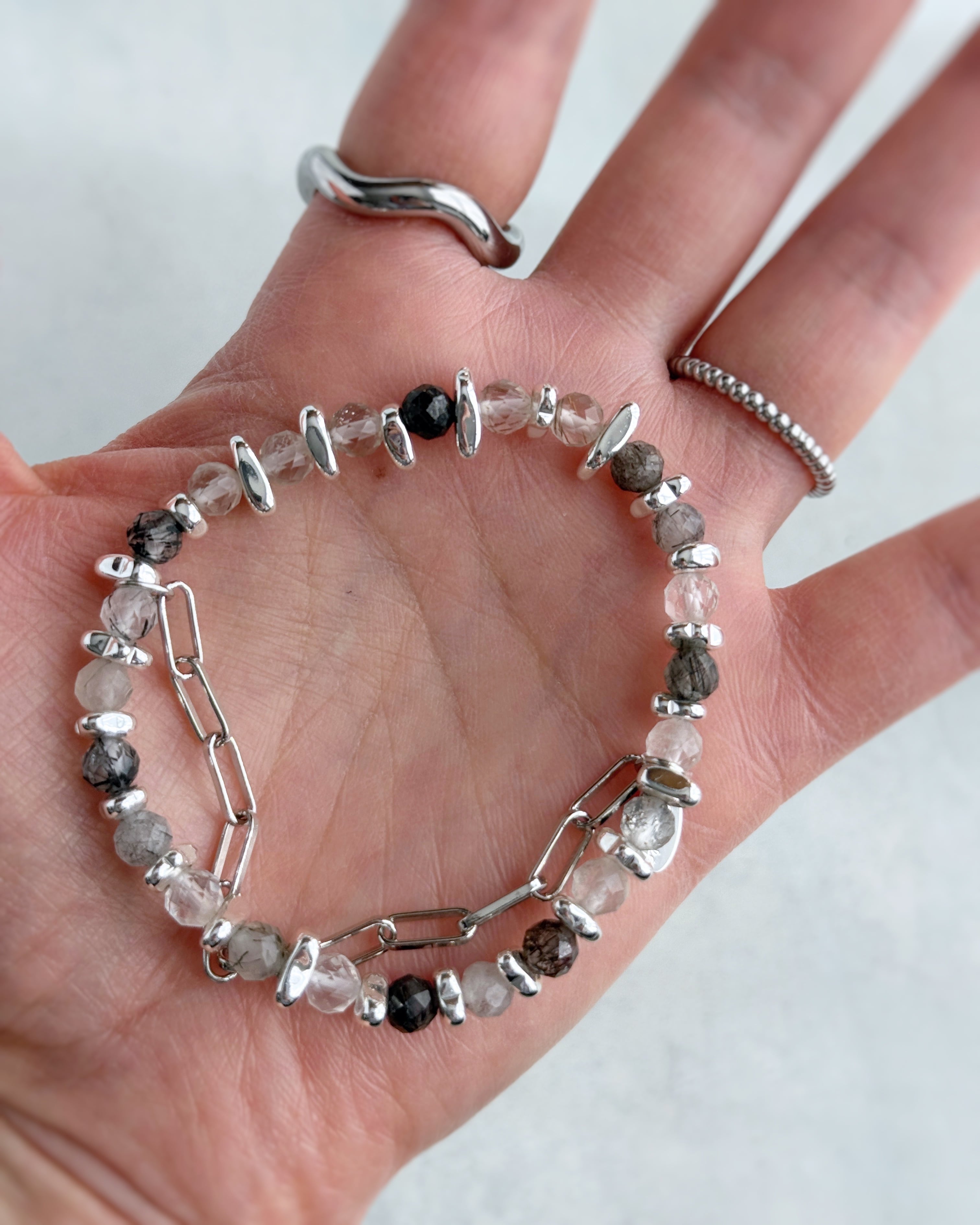 Chain & stone bracelet(ブラックトルマリンインクォーツ)