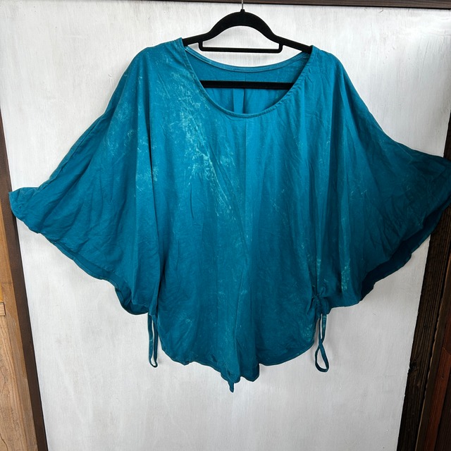 ポンチョ風カットソー