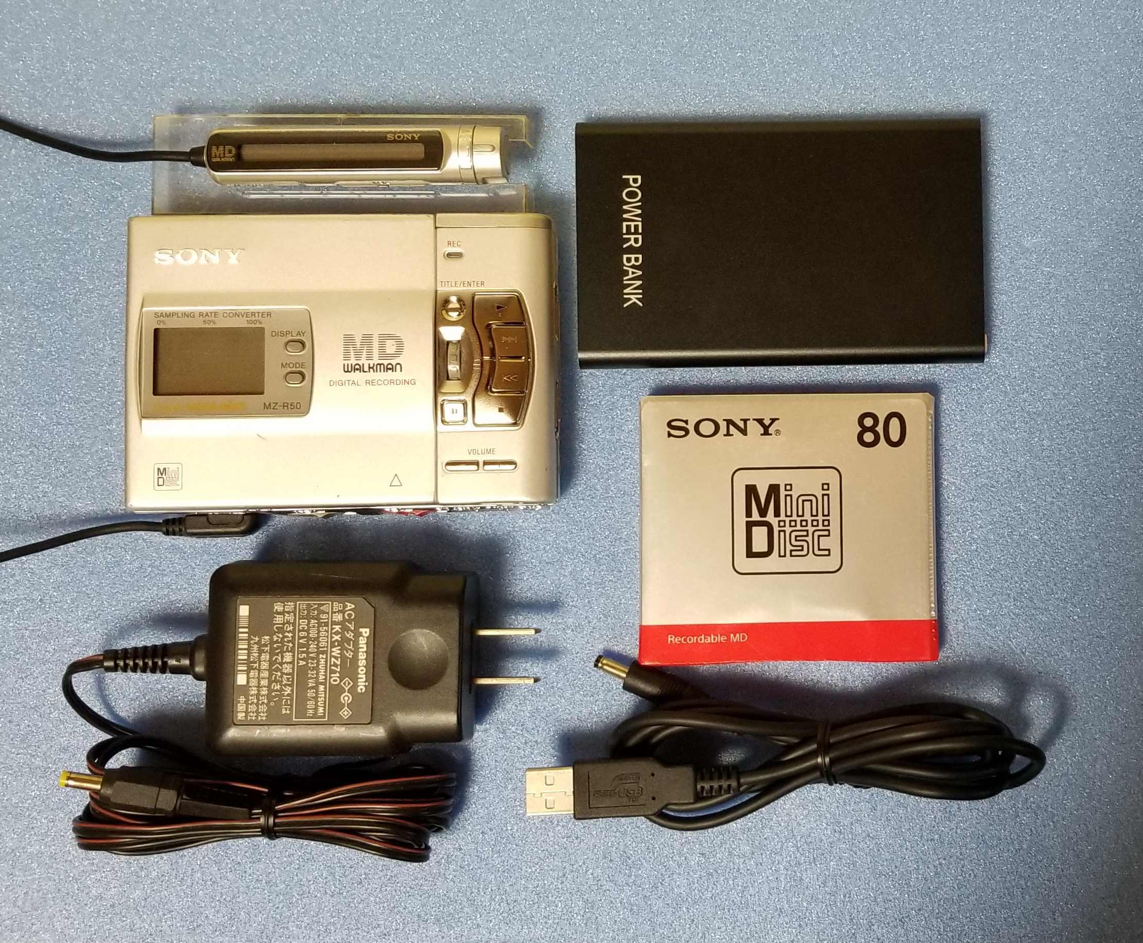 SONY ソニー MZ-R50 残り少ない シルバー ポータブル MDレコーダー SONY ソニー MZ-R50 残り少ない シルバー ポータブル MDレコーダー