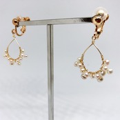 滴り落ちそうな雫をイメージ！14gf 淡水パール 雫 ピアス＆イヤリング mm1098