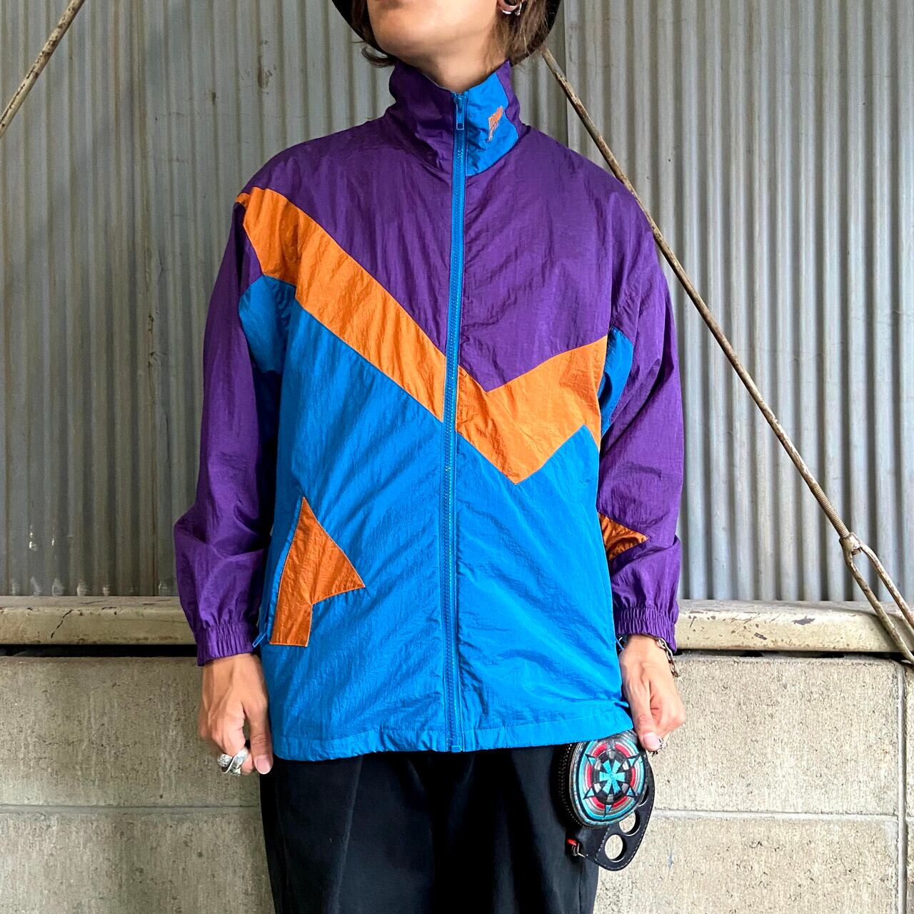 80年代 moving comfort 切替 クレイジーパターン ワンポイントロゴ刺 