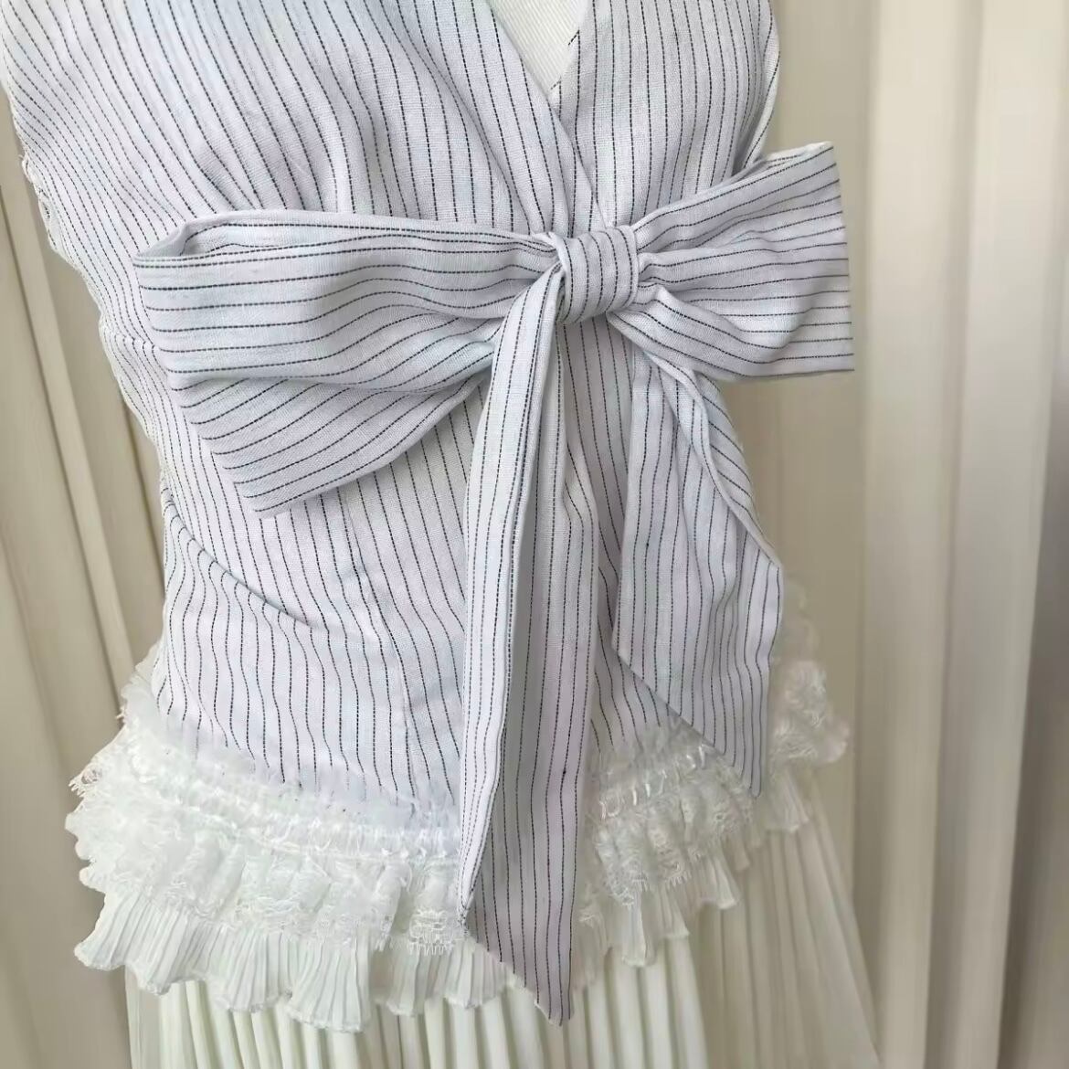 halter neck ribbon tops
