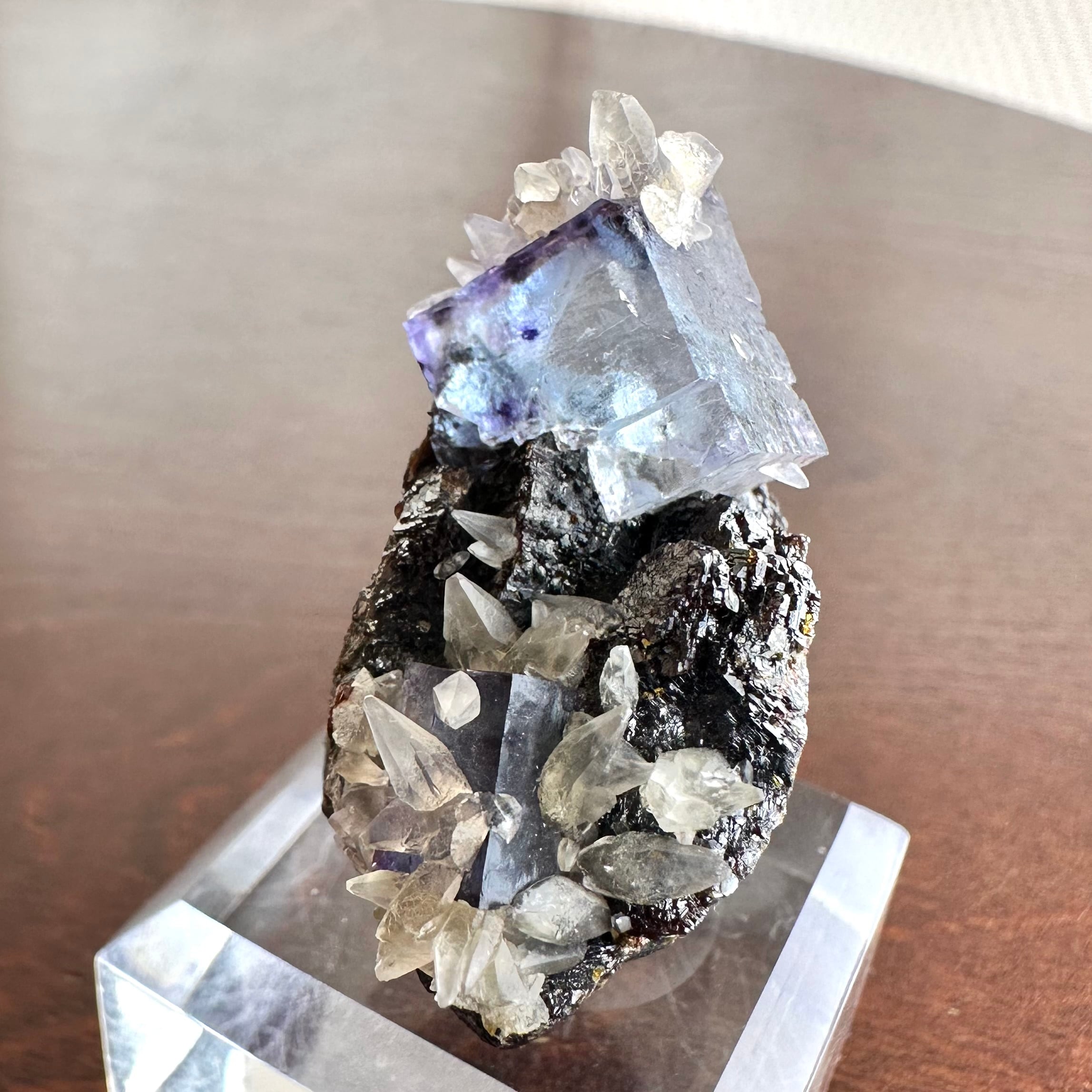 海外産スファレライト共生パイライト 楽天市場】◇水晶共生◇ パイライト 黄鉄鉱 クラスター ミニ