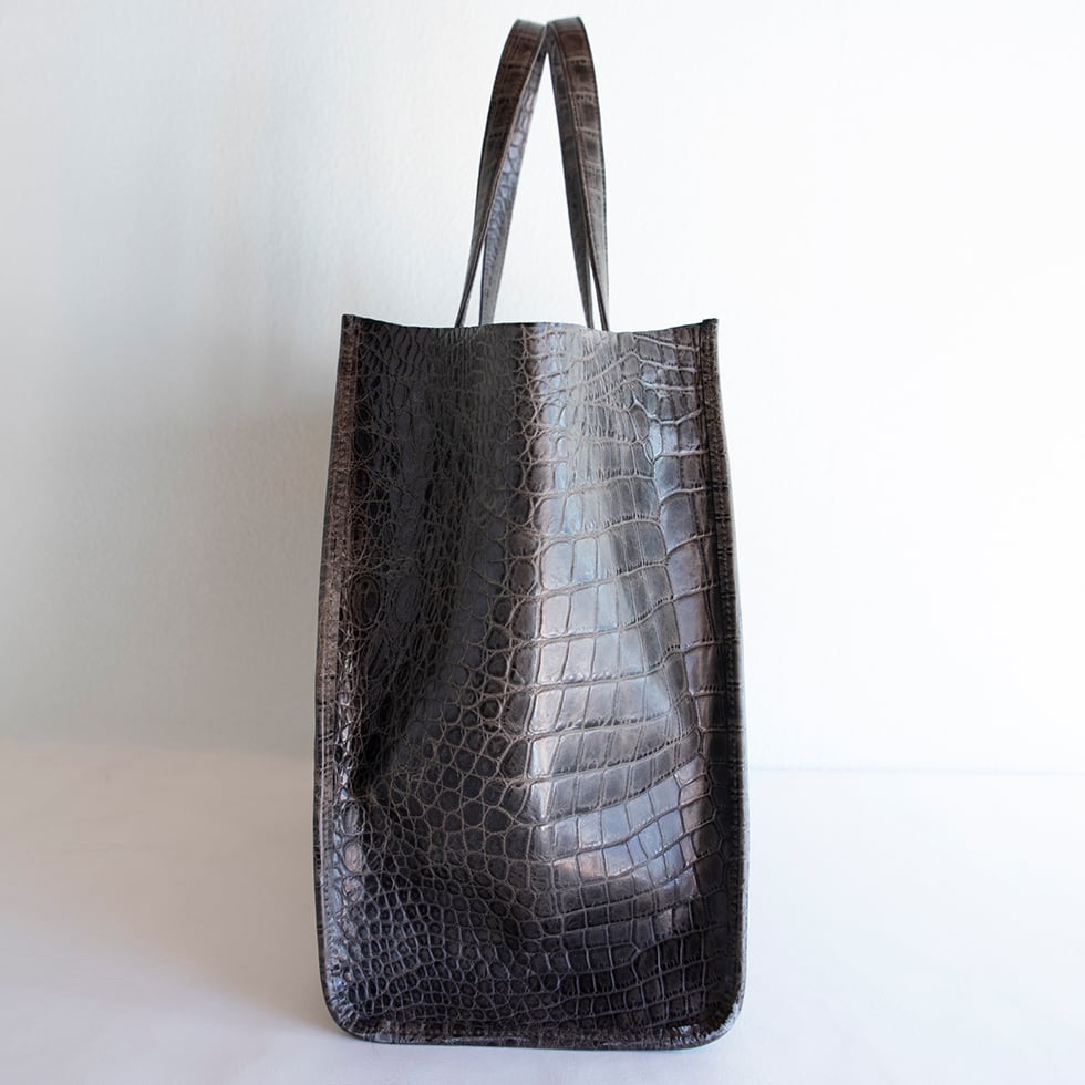 美品　artigiano × kuroki コラボ　デニム　レザー　トートバッグ 美品 artigiano × kuroki コラボ デニム レザー トートバッグ