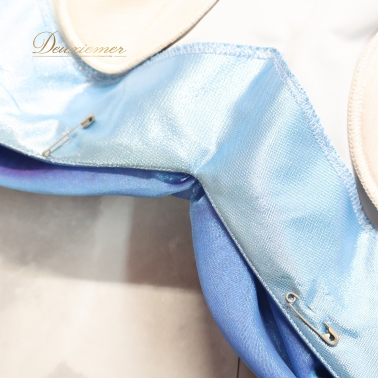 パーティドレス ワンピース ドレス ブルー系 パープル系 Pure Marie 青 紫 光沢 レース 演奏会 発表会 ダンス パーティ フォーマル 正装 衣装 コスチューム おしゃれ 女性用 シンプル 上品