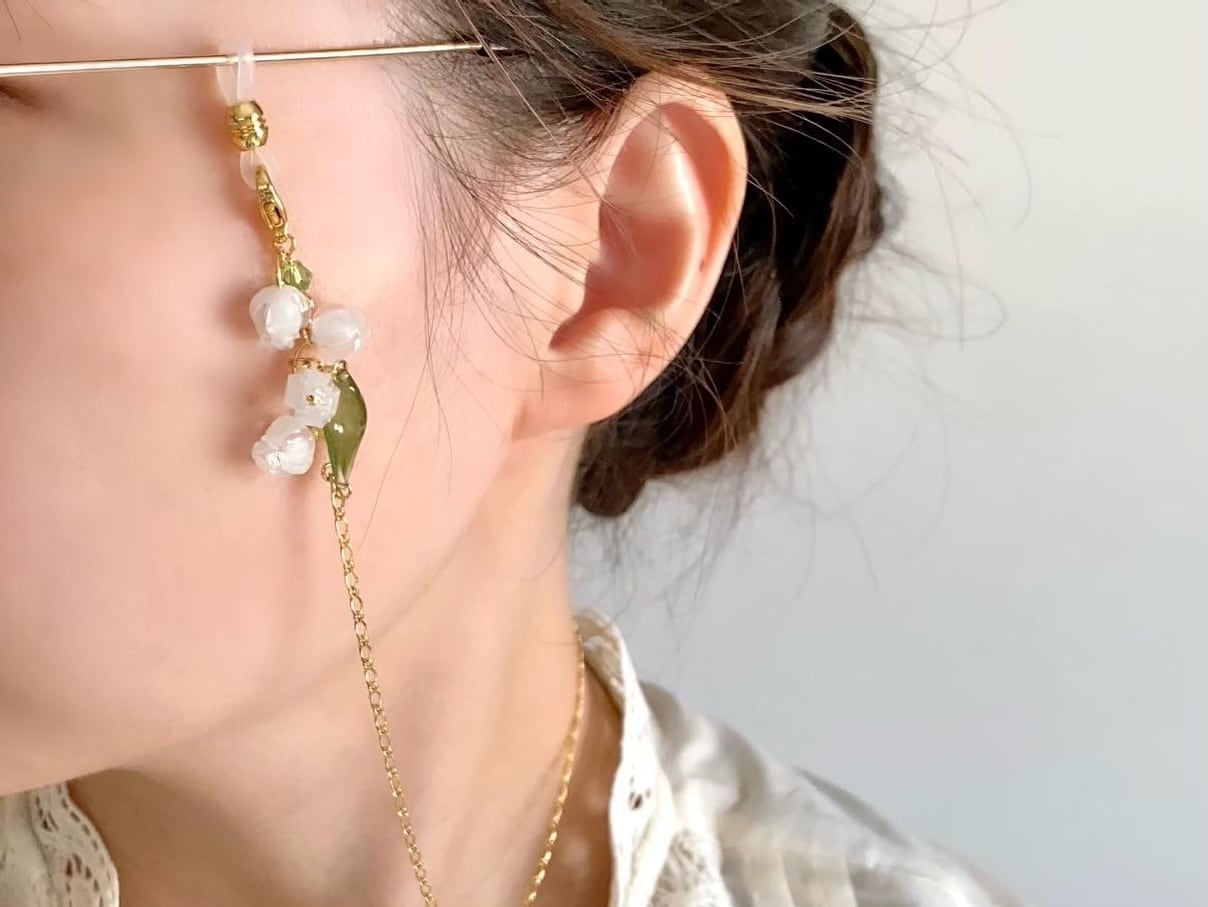 ♪❤️ うさぎ　レジン　パール　ロンデル　マスクチェーン　メガネチェーン ♪❤️ 花 パール ロンデル マスクチェーン メガネチェーン