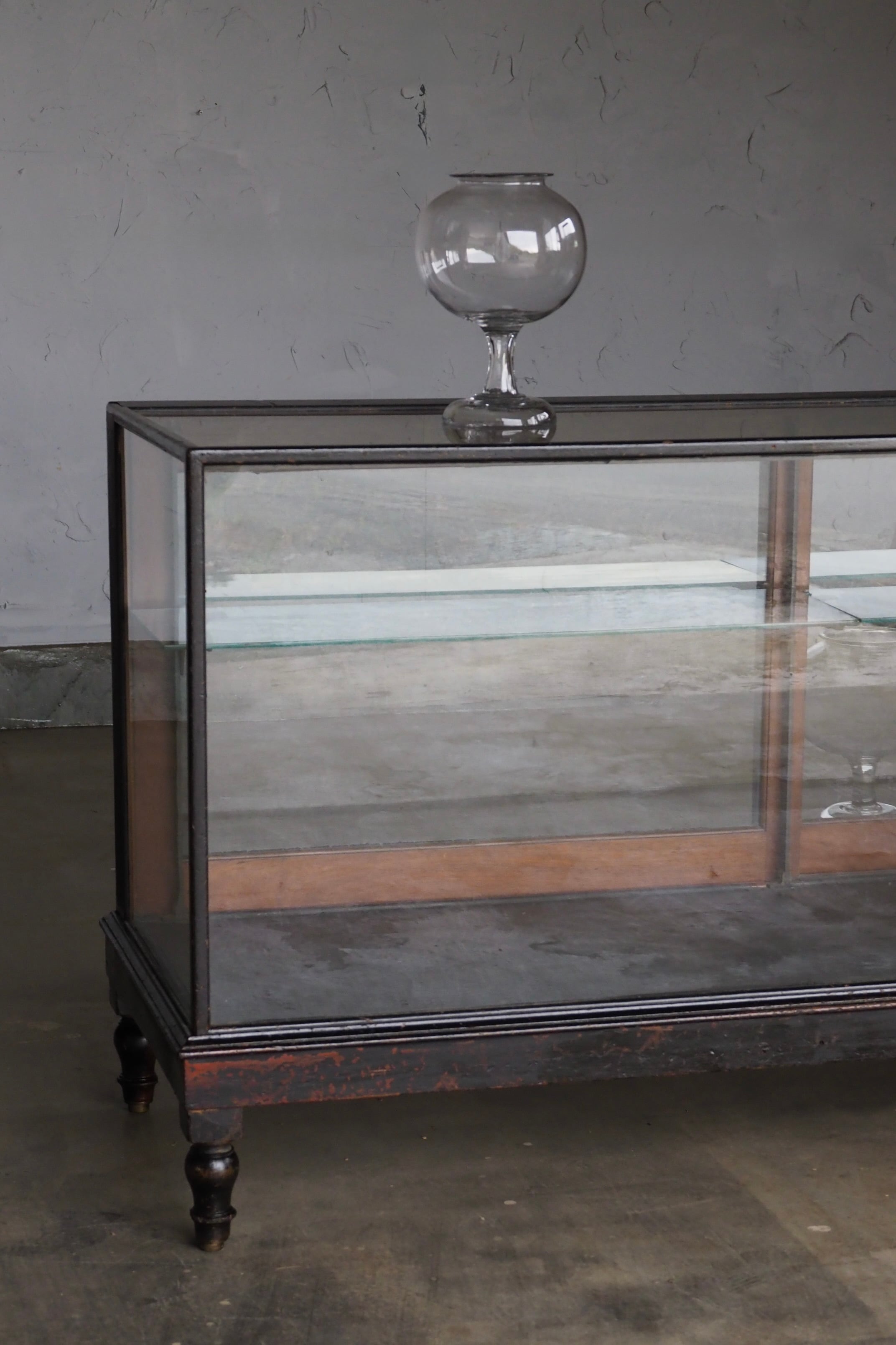 ガラストップ カウンターショーケース-antique glass show case