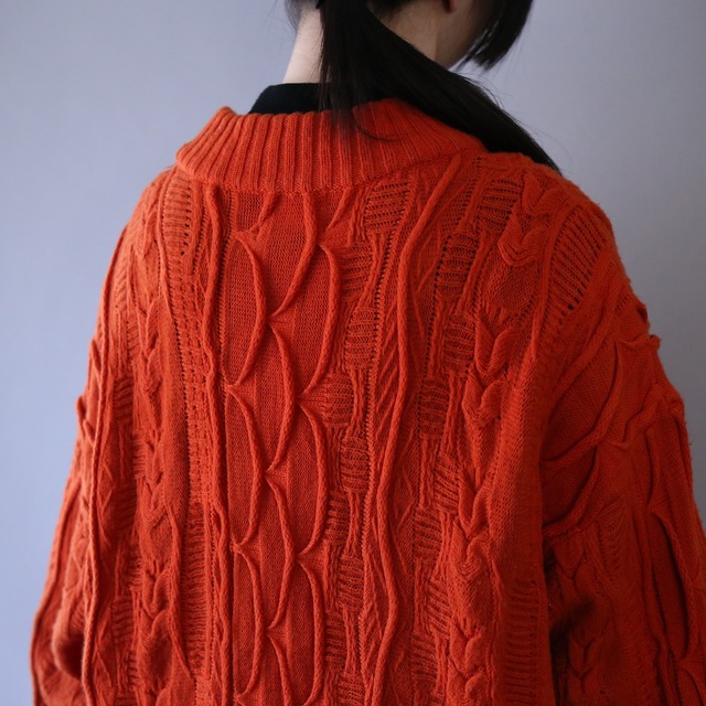 3D knitting full pattern over silhouette special sweater