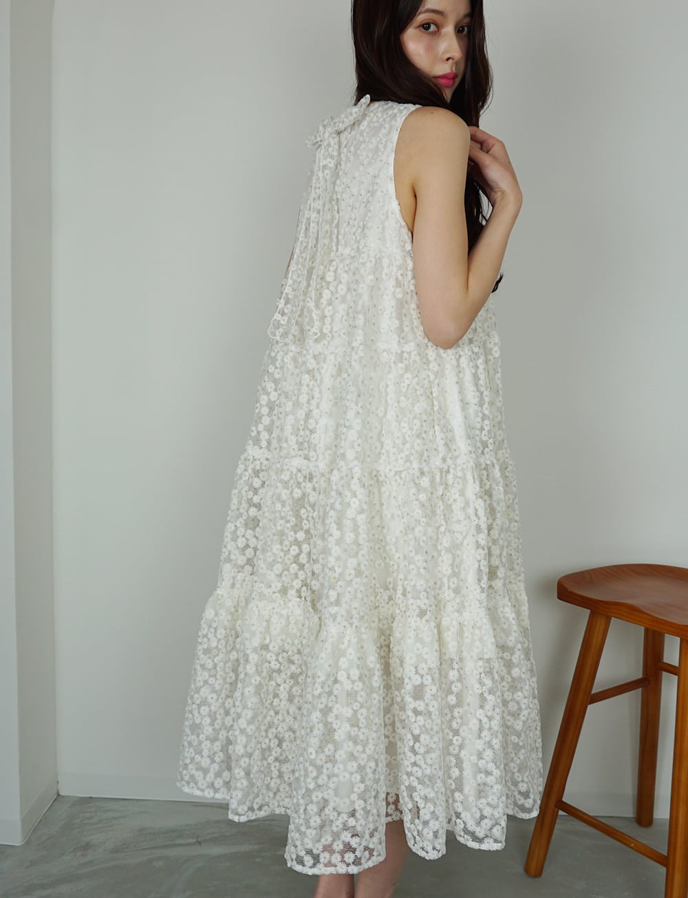 バックリボンティアードワンピース フラワー刺繍オーガンジー white