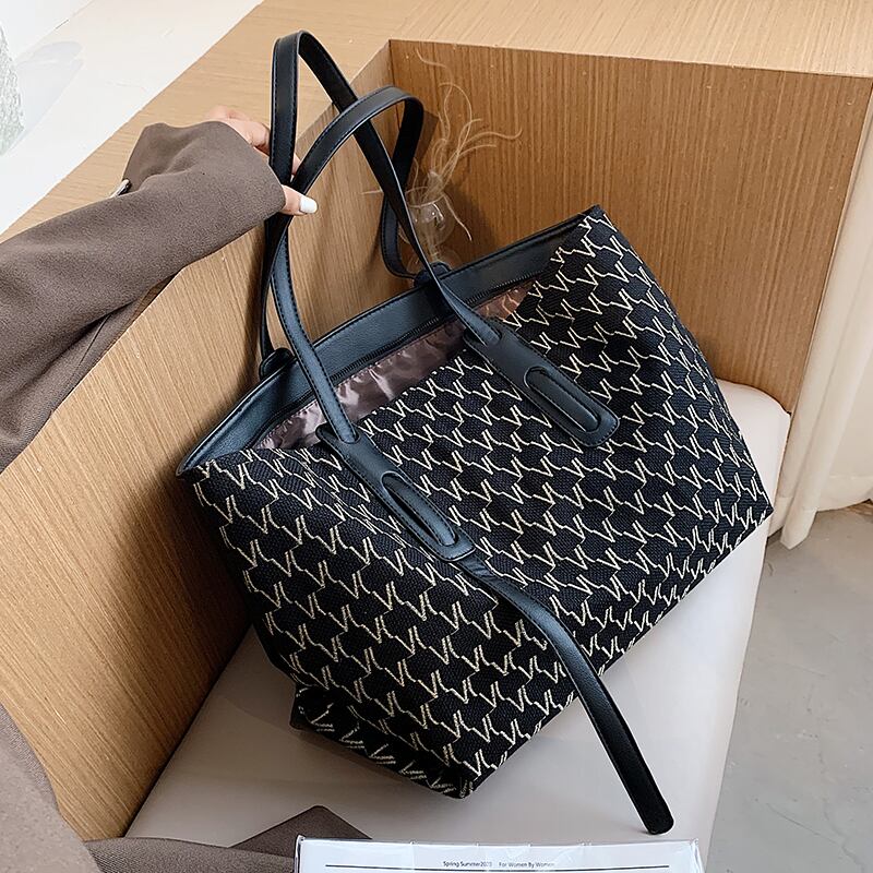 オータムウィンターレッド 秋物 冬物 トートバッグ ハンドバッグ 手作りハンドバック97240917912