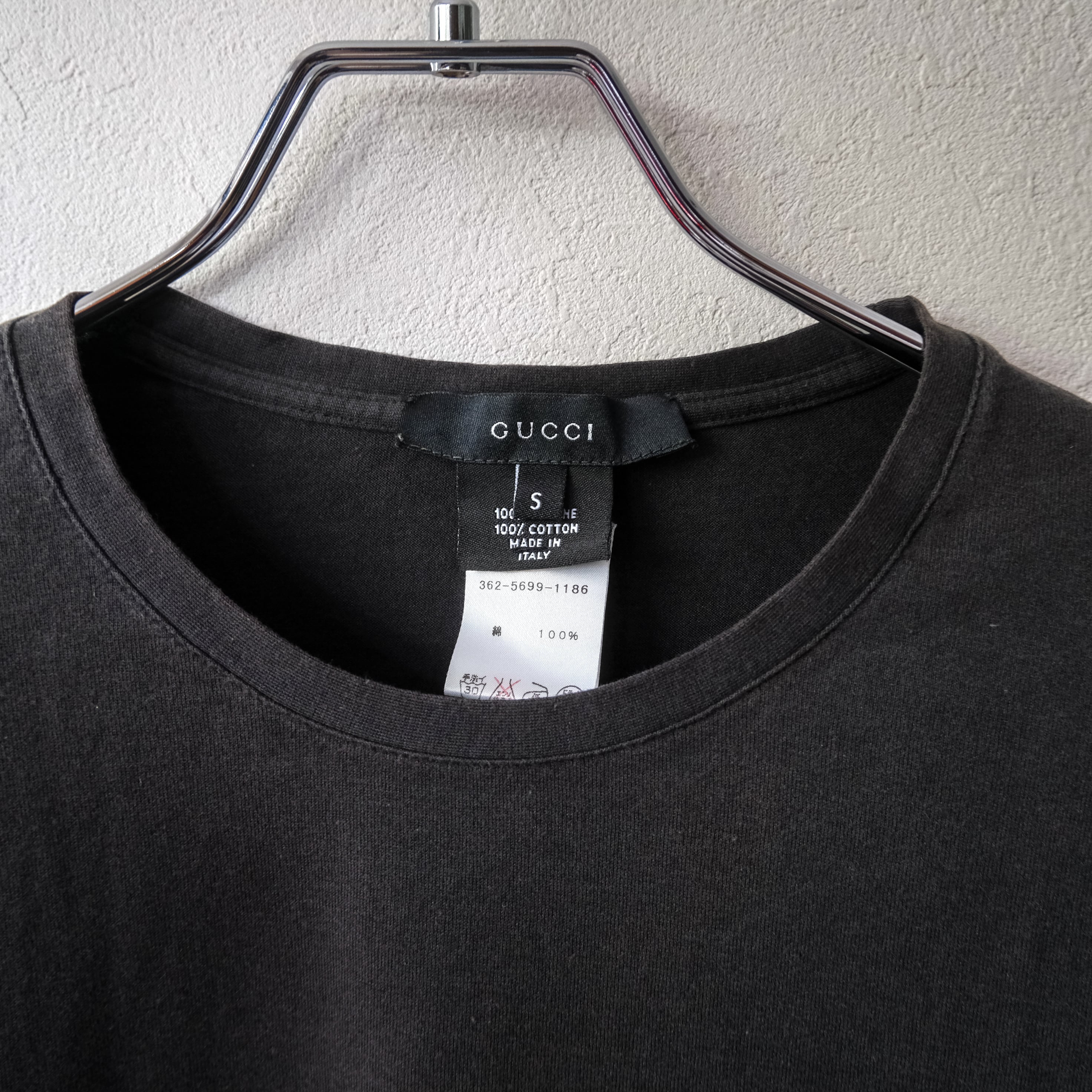 90s “GUCCI” black faded long sleeve shirt by Tom Ford | anti