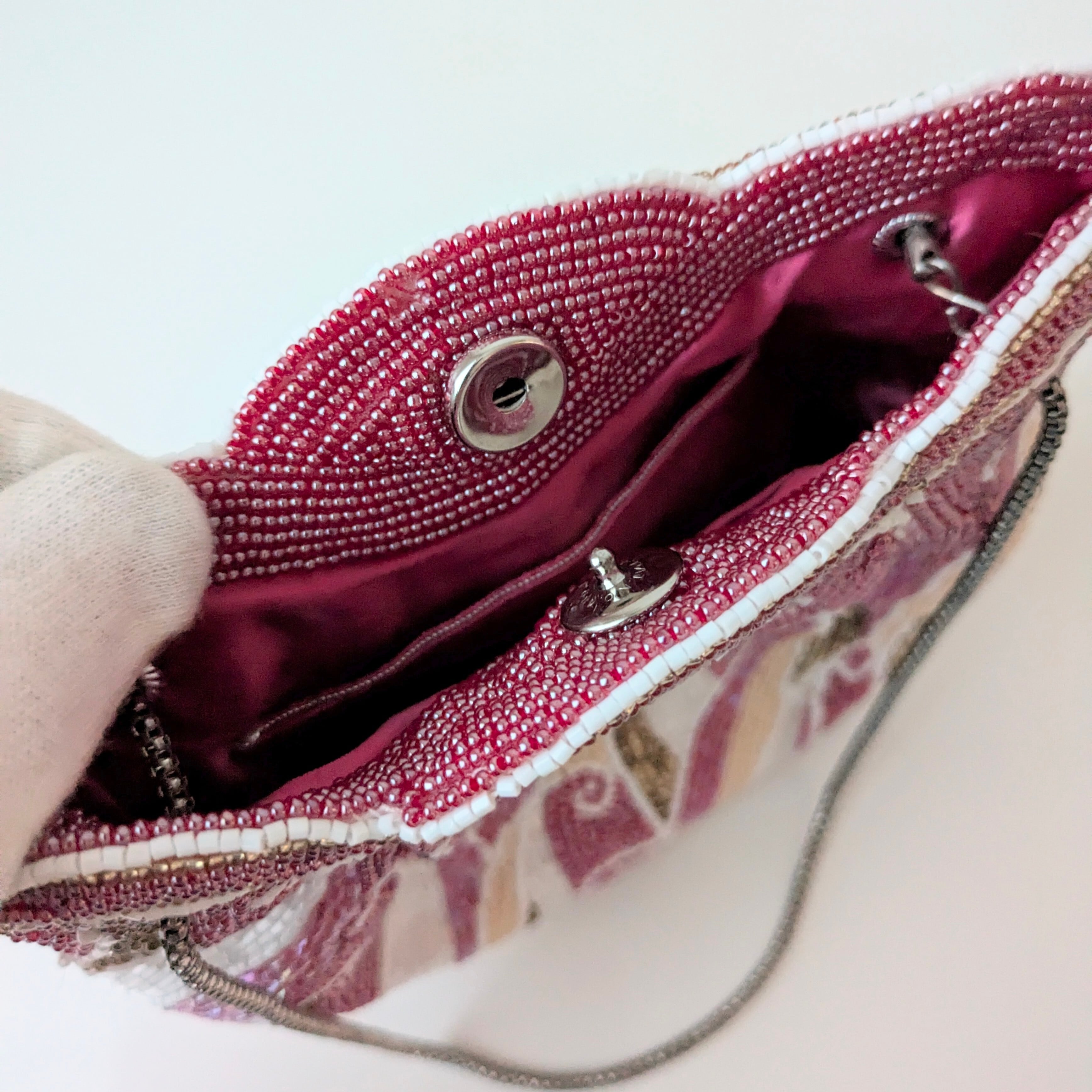 総ビーズヴィンテージクラッチバッグ　レトロパーティーバッグ　ピンク系 Vintage】ビーズ刺繍バッグ ピンク チューリップ型 パーティーバッグ