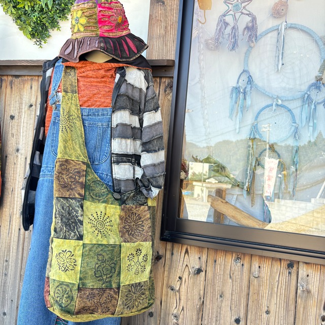 プリントパッチワークショルダーバック