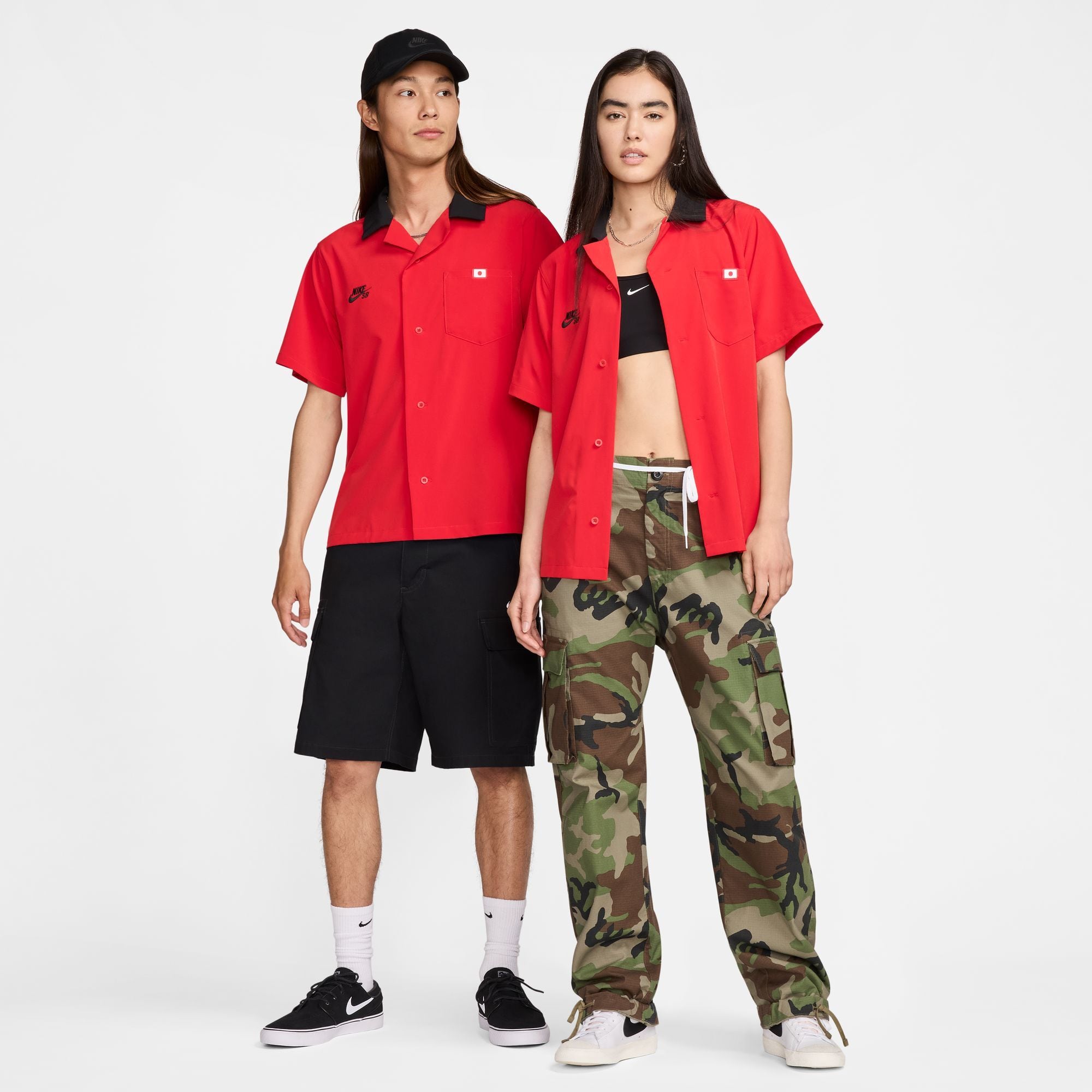 新品　NIKE SB ショートスリーブ ボウリングシャツ　レッド　鯉　L NIKE公式】ナイキ SB 日本 ショートスリーブ ボタンアップ