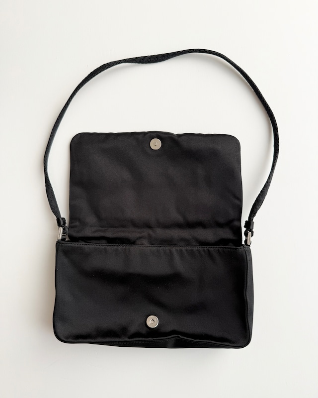 FW1999 PRADA BEES DOCKING SHOULDER BAG