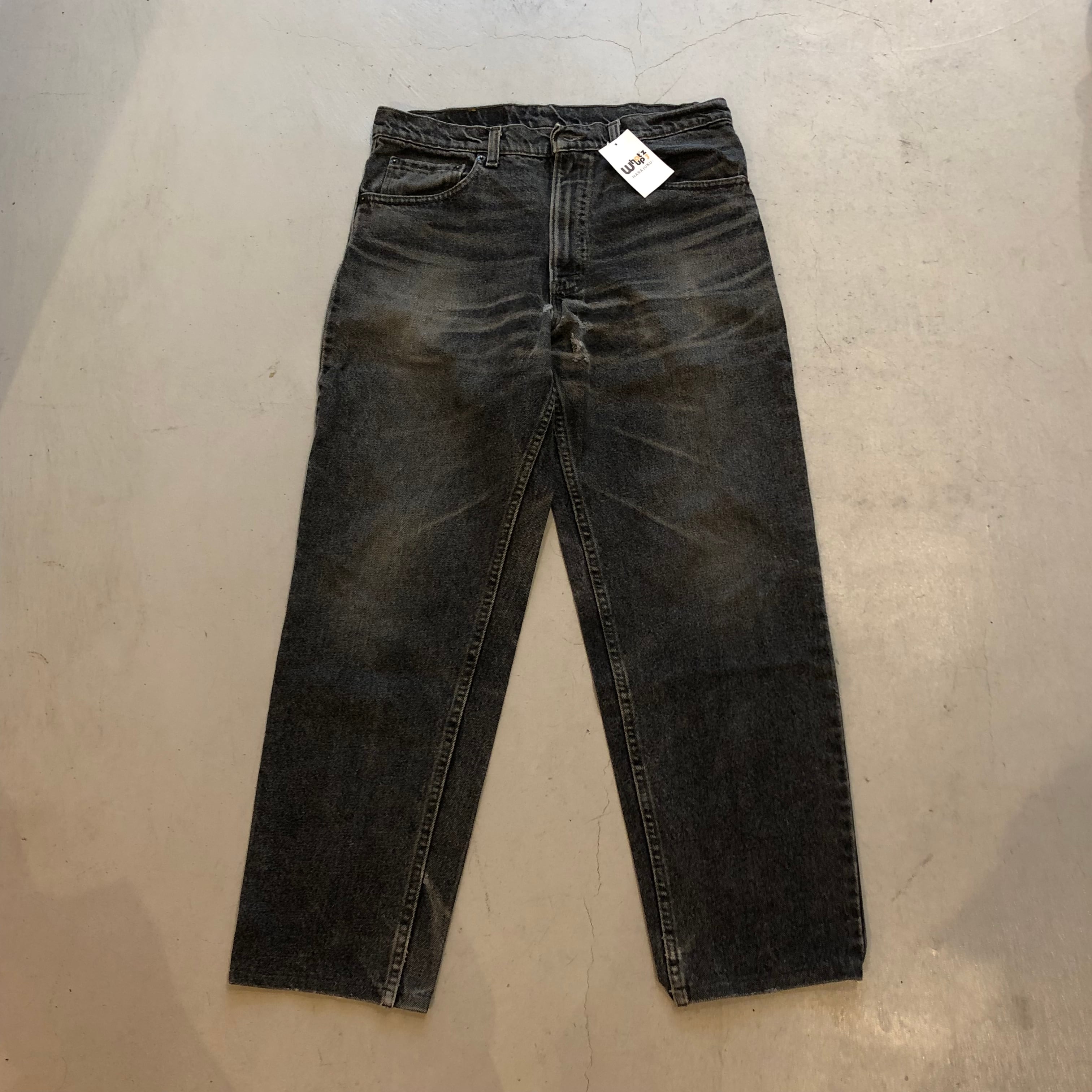 90s Levi's “先染め” 550 black denim pants【高円寺店】 | What’z up powered by BASE