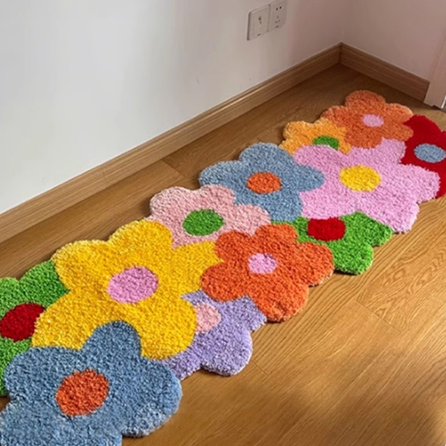 【RUG】ベッドサイド/リビング用 り止め厚手タフテッド敷きマッ