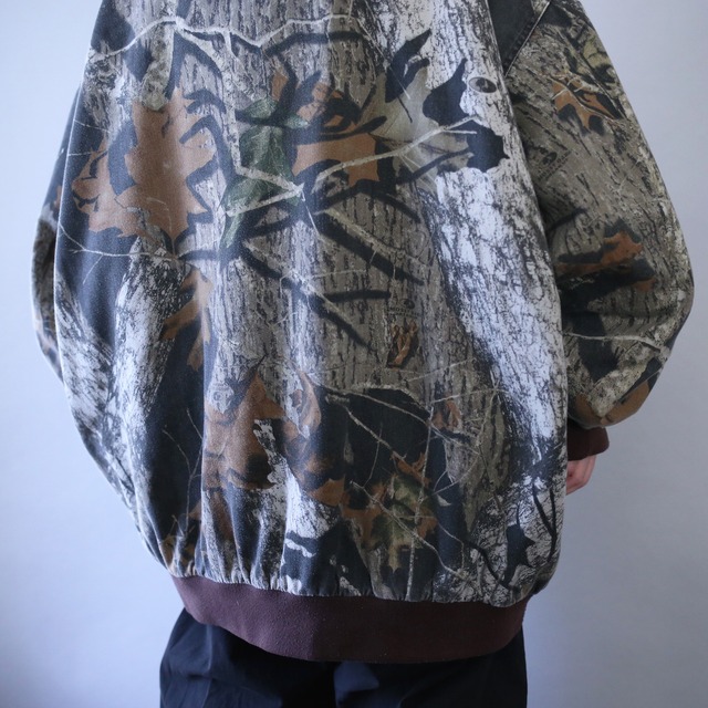 real tree camouflage over silhouette zip-up hoodie jacket