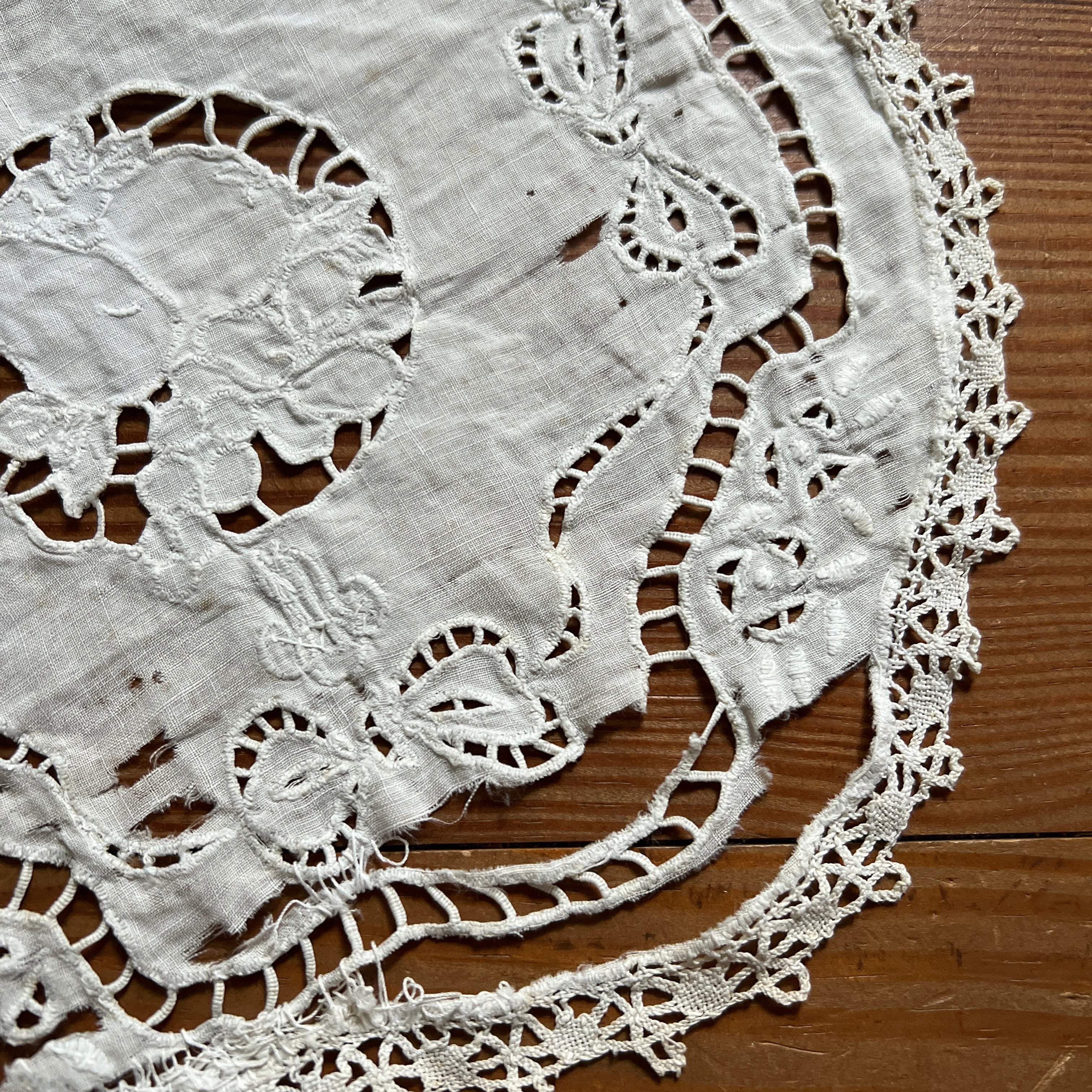 古いレース(F)ドイリー フランスアンティーク ヴィンテージ