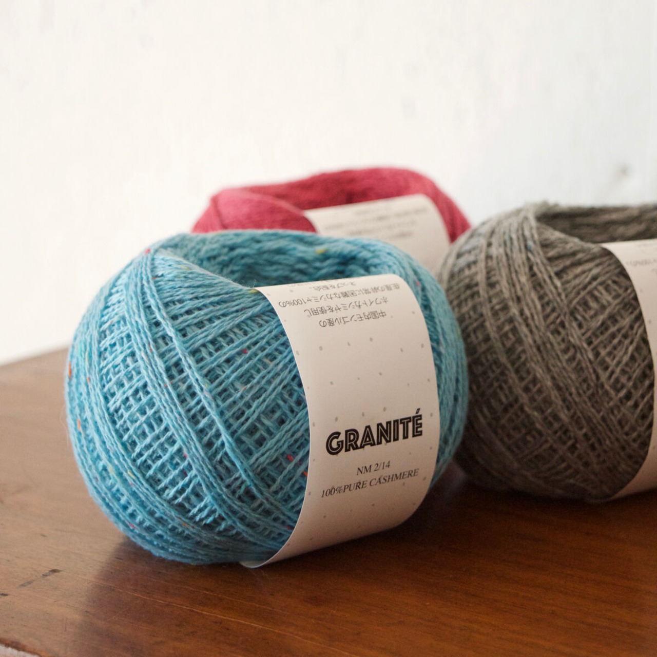 100%カシミヤ ネップ糸「Granite（グラニテ）」