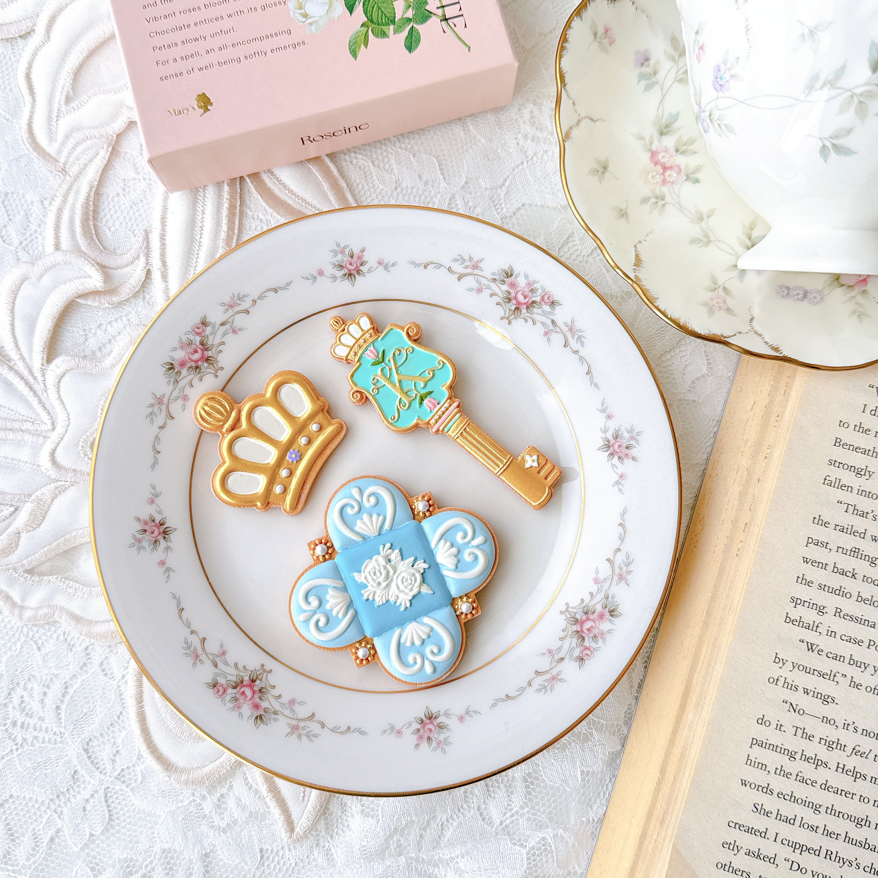 vintage】 Nittoroyal lvory RC オールドノリタケ ローズガーランドの