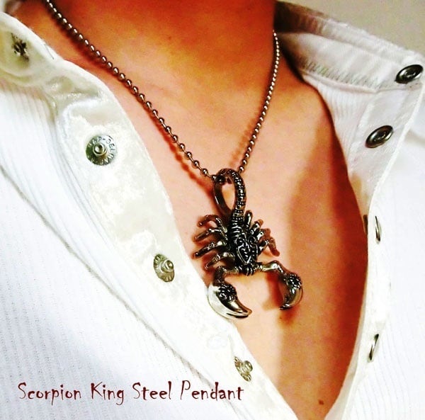 希少BVLGARI スコーピオンモチーフ ネックレス 希少BVLGARI スコーピオンモチーフ ネックレス