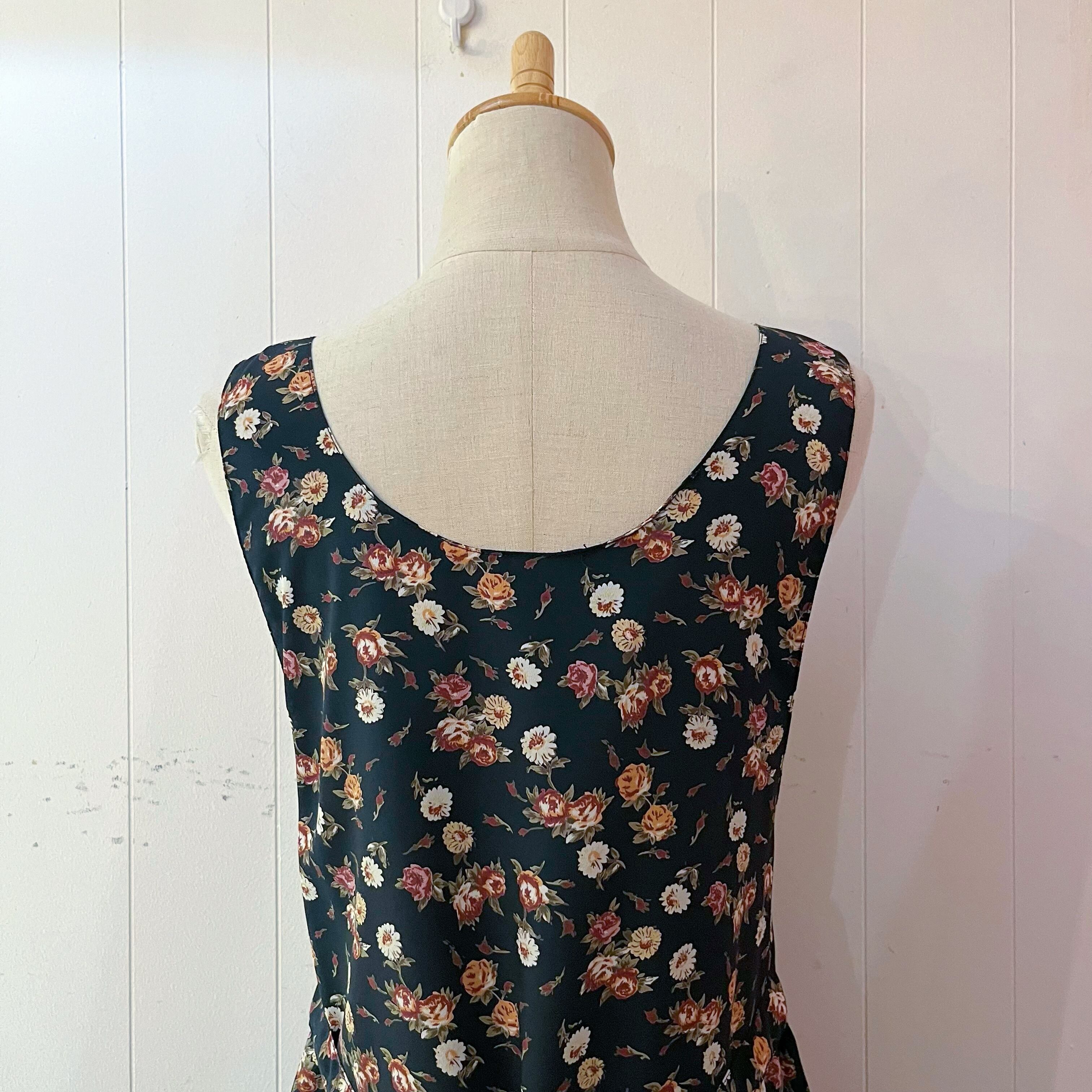 black flower frill button jumper skirt