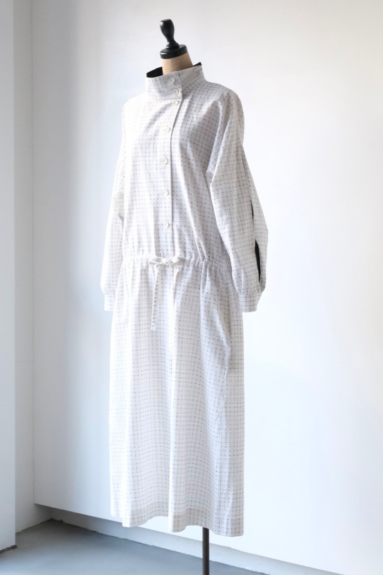 Marimekko shinobase black sleeve dress