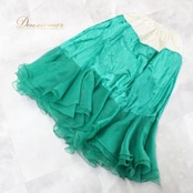 社交ダンス 衣装 スタンダード スカート パニエ ペチコート レッスンウェア レディース 緑 グリーン系 ベージュ系 バイカラー フリル 差し色 社交ダンスウェア スカート レディーススカート ダンス衣装 カラフル ストレッチ スカート丈82cm ウエストゴム おしゃれ 多様なスタイル バイカラースカート フリルスカート パーティー用 衣装アップグレード コーディネート簡単 ドレスアップ 伸縮性素材