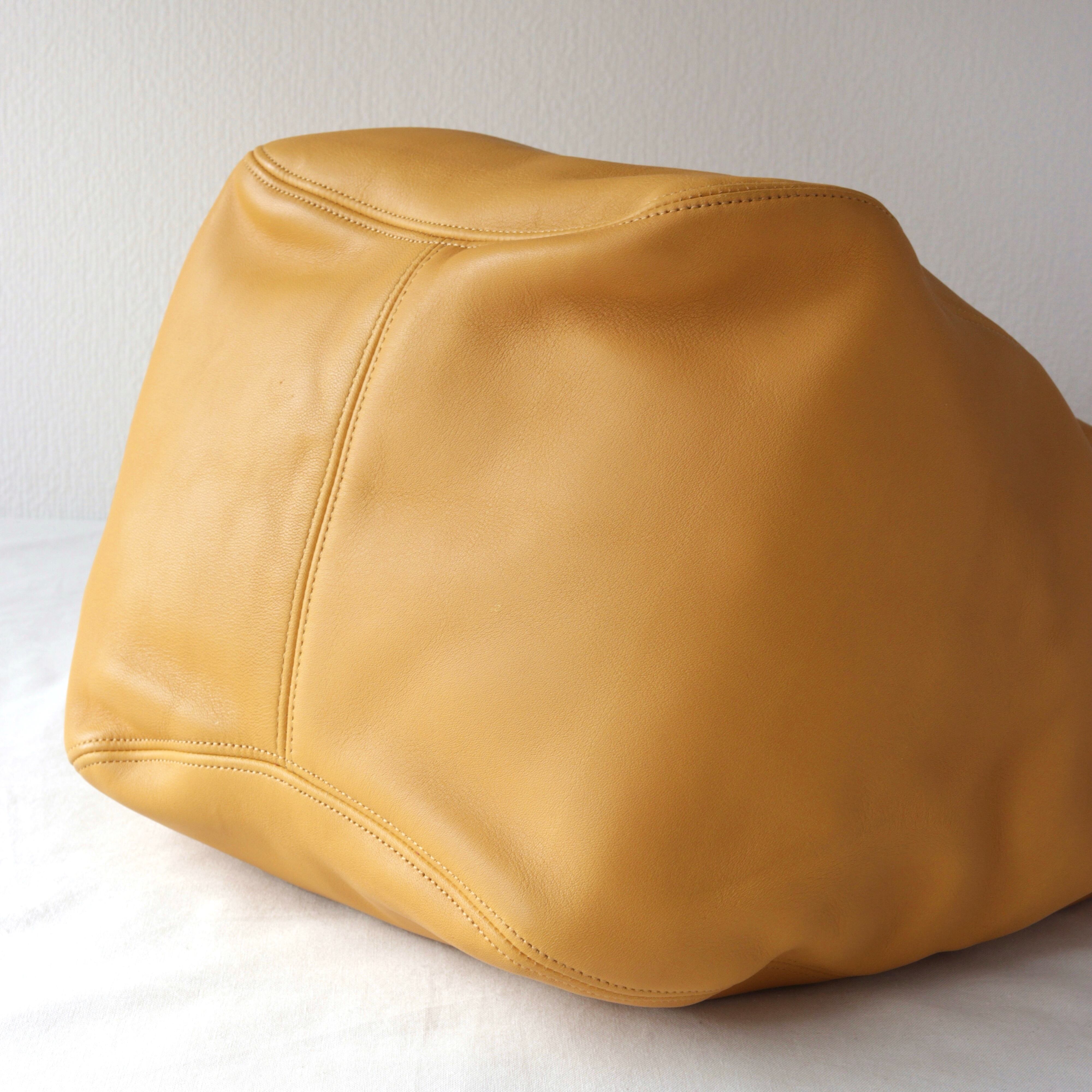 RARE COLOR VINTAGE COACH (OLD COACH オールドコーチ ショルダー