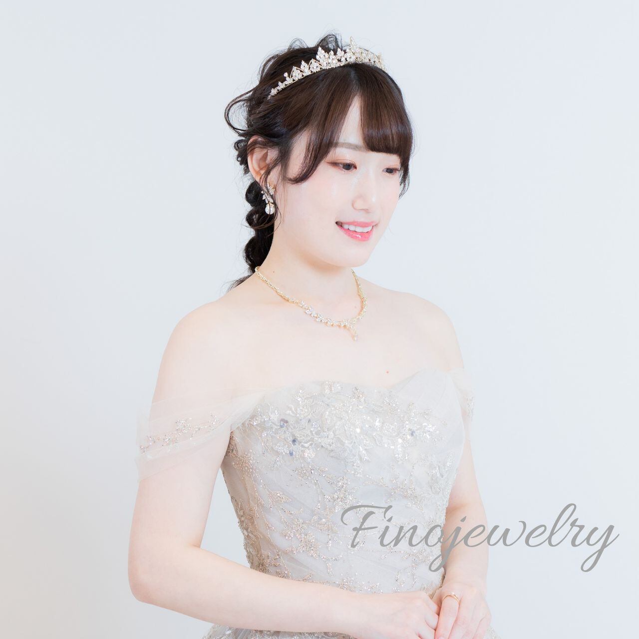 T012 ティアラ | ブライダルアクセサリー Finojewelry フィノジュエリー