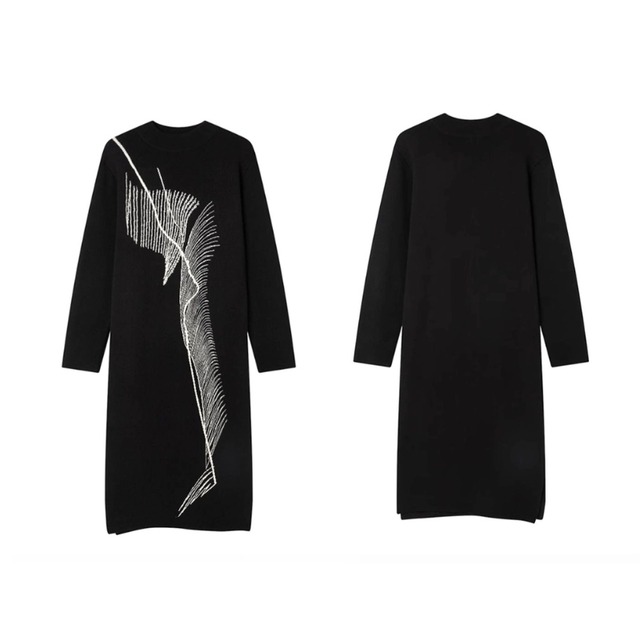 Abstract line knit one-piece C1598