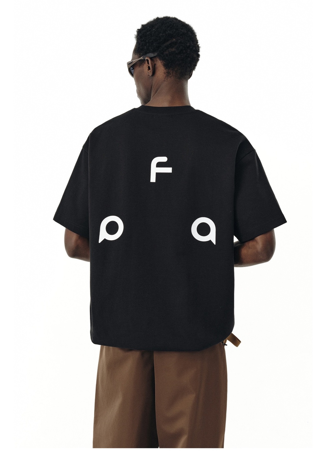 ジオメトリックコードTシャツ uh00041 Geometric Code Tee