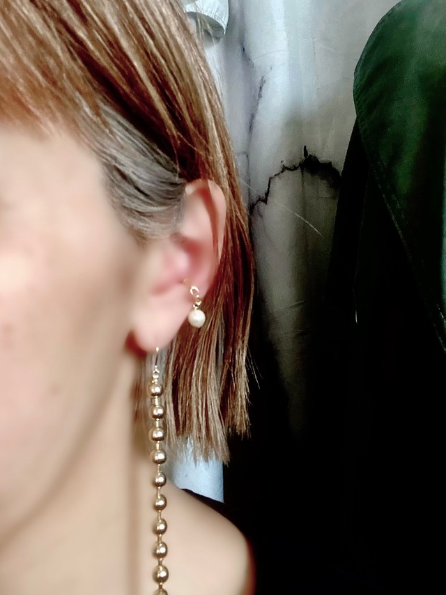 チェーン揺れる真珠　イヤーカフ　アシンメトリーペア