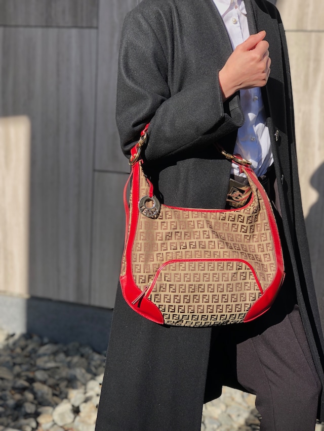 FENDI フェンディ ズッキーノ ワンショルダー ブラウン×レッド キャンバス チャーム vintage ヴィンテージ オールド wcjejn