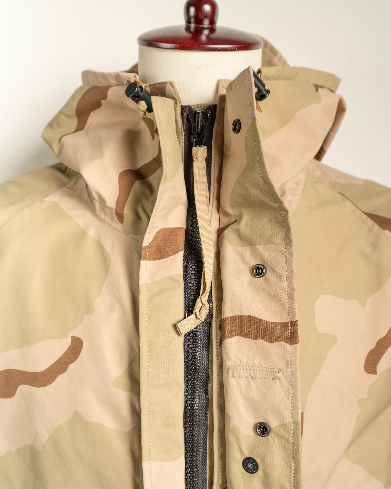 U.S.Army ECWCS Gen1 GORE-TEX PARKA Early Model 3Color Desert U.S.Army ECWCS Gen1 GORE-TEX PARKA Early Model 3Color Desert