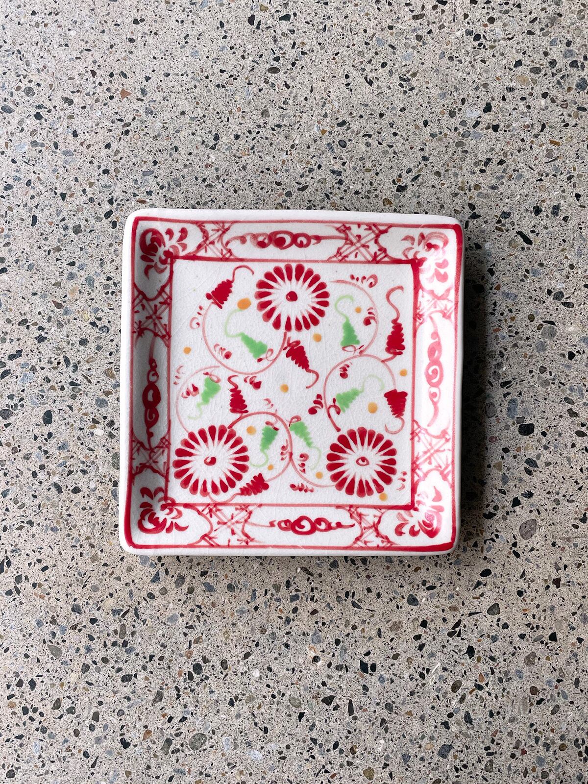 ニューバッチャン焼き／角皿（マット） | 333 & tay - Delivery Service