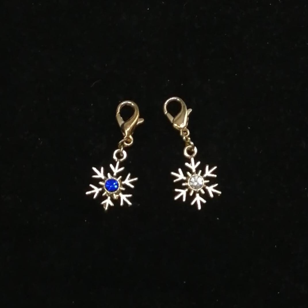 マスクチャーム】ストーン付き 雪の結晶 キラキラ マスクチャーム