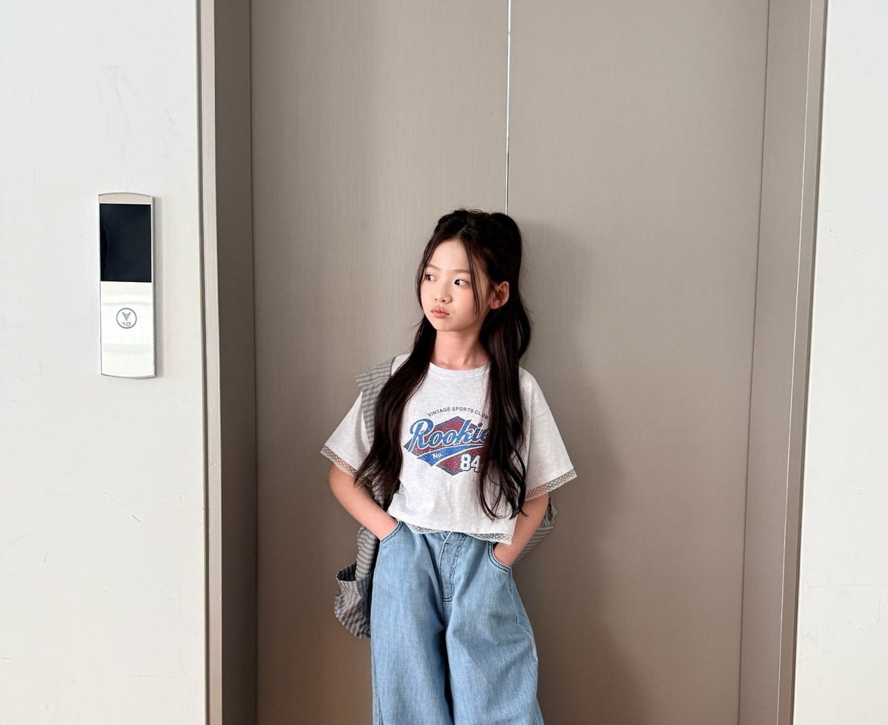 [COMMA] Lace Print Tee / [콤마] 레이스나염티