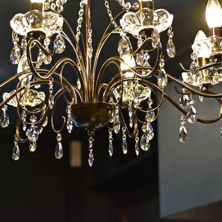 アスフォークリスタル使用 リュクセ　Luxaxe8灯シャンデリア アスフォークリスタル使用 リュクセLuxaxe8灯シャンデリア