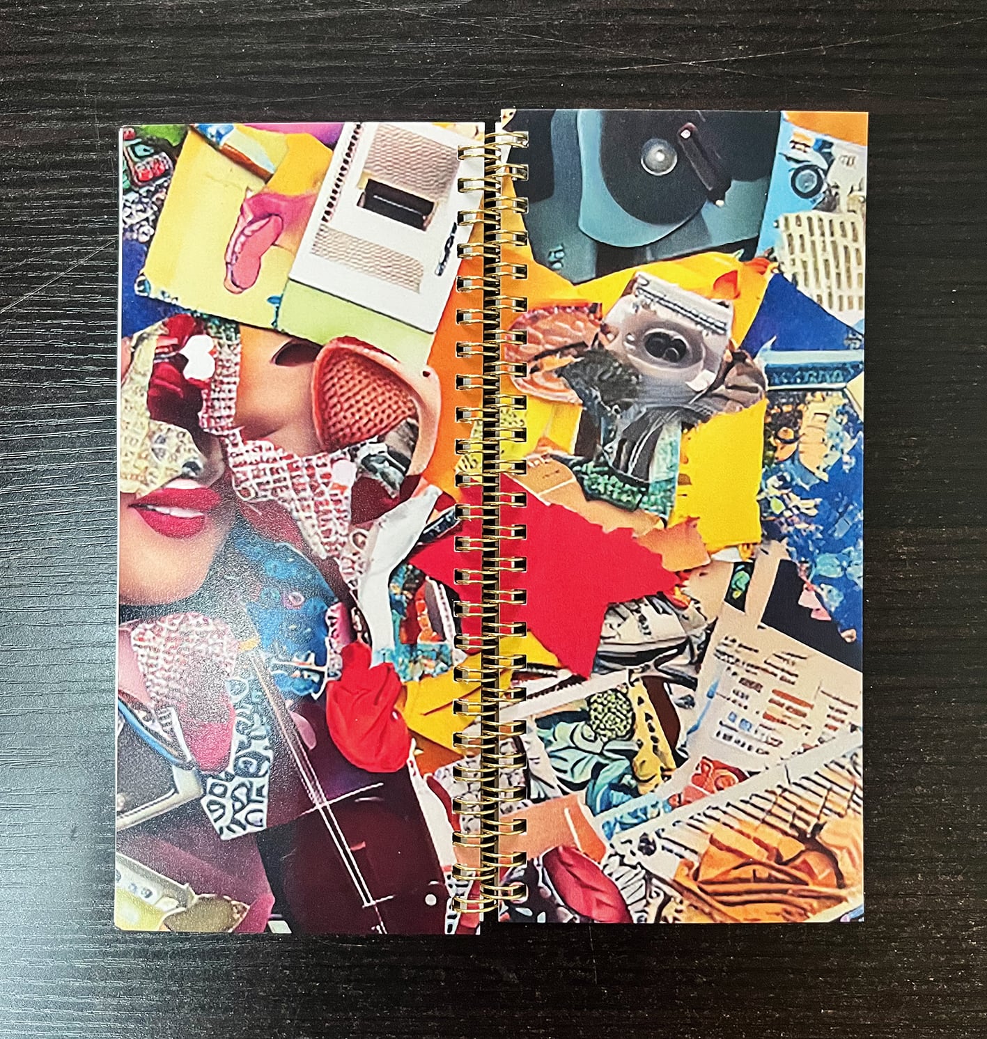 縦長ノート 広げると1枚絵になるノート #3 | 内田平和堂