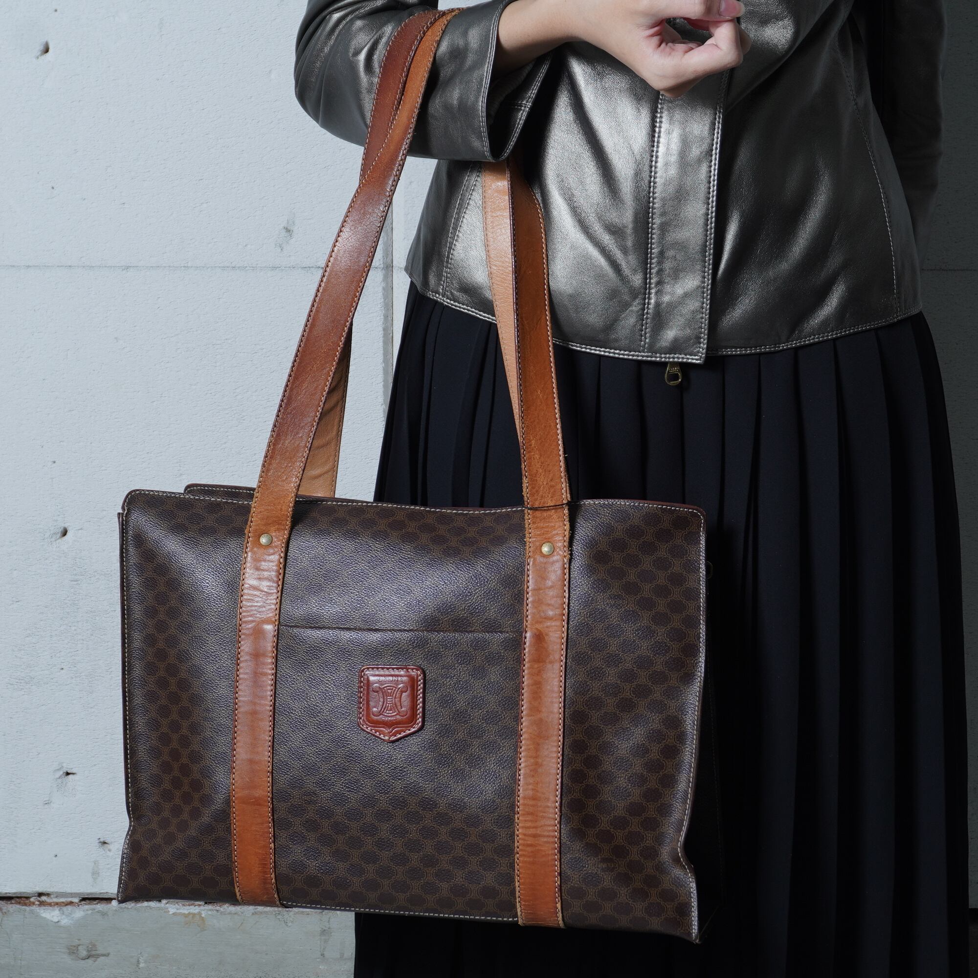 CELINE】セリーヌ ”トリオンフロゴ” マカダムレザートートバッグ brown