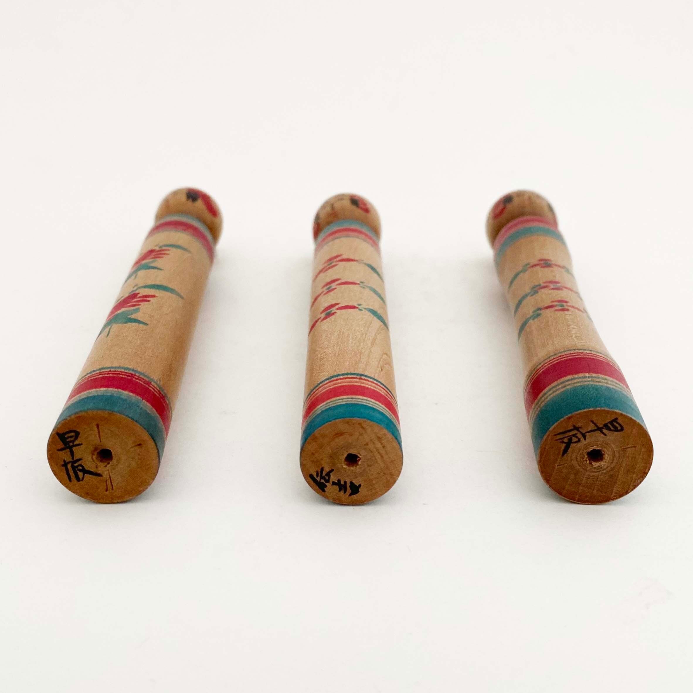 作並系 / 早坂伝吉工人（鉛筆こけし / 有色桜材？）