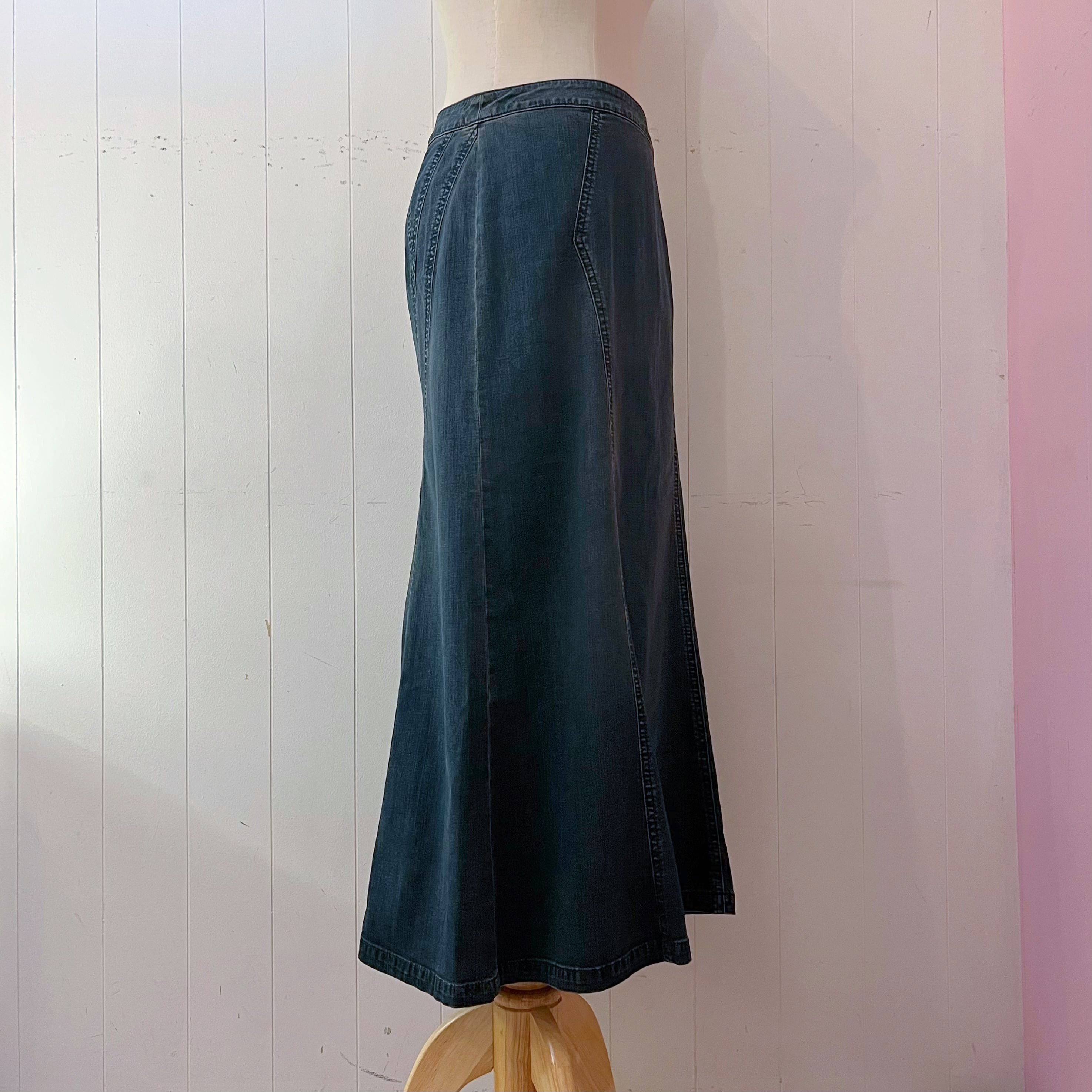 back button slit denim skirt
