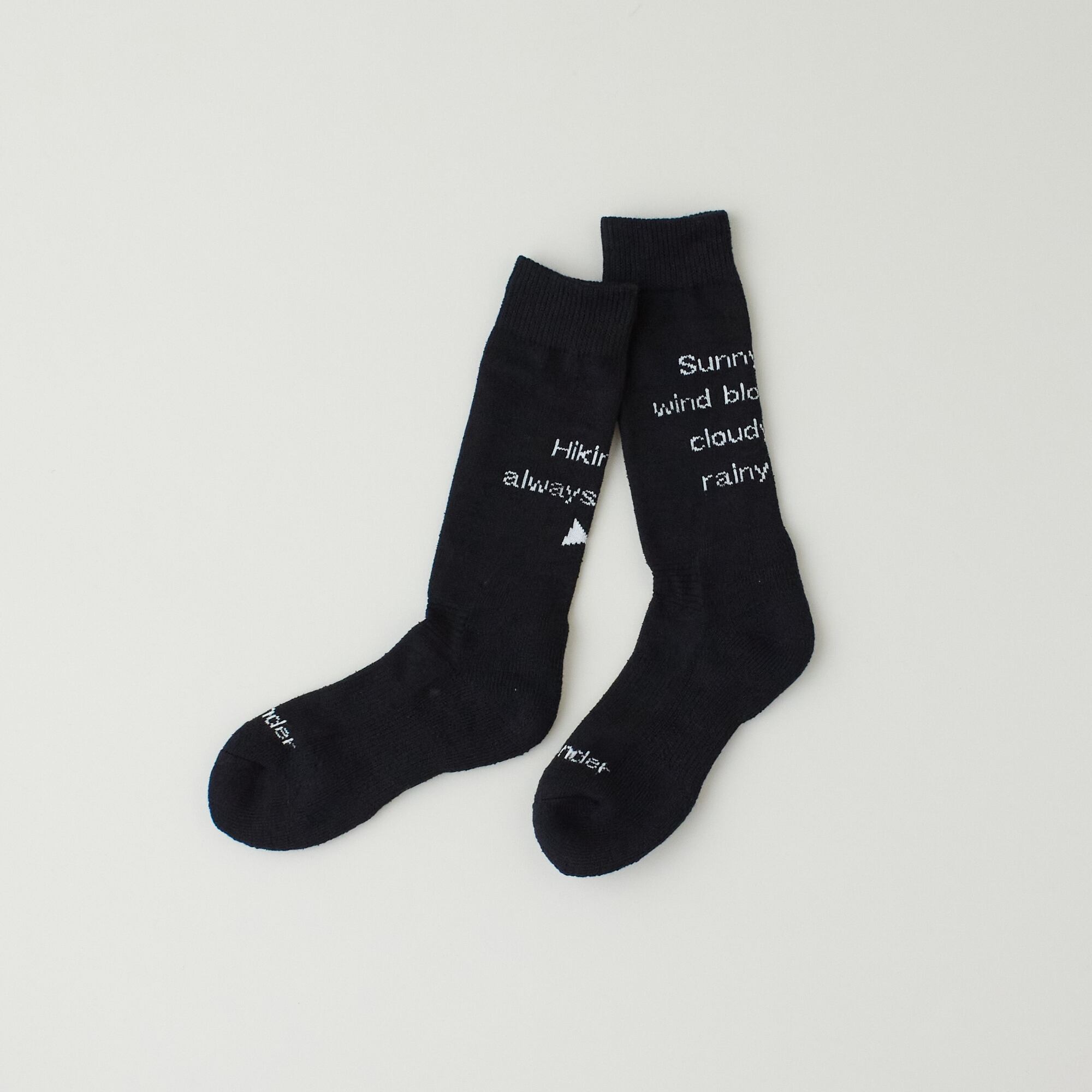 and wander(アンド・ワンダー)PE/CO pile socks -  black  メンズ・ウィメンズパイルソックス