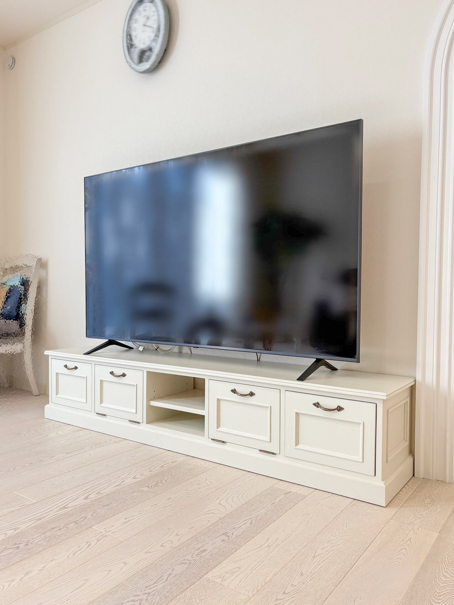 フランスアンティーク調テレビボード (アイボリー・オーダーメイド)W2000 輸入住宅向けローボード