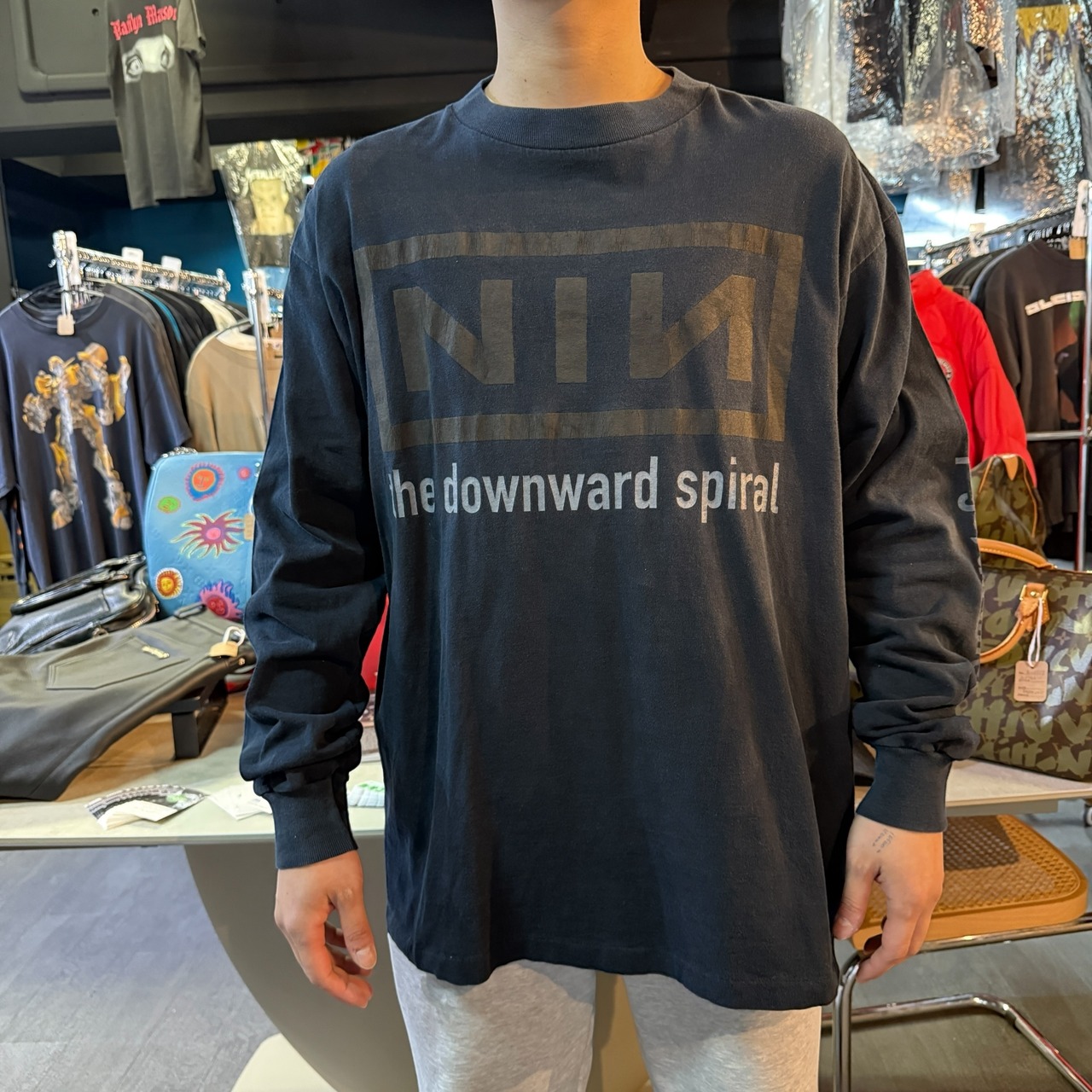 【NINE INCH NAILS】ナイン・インチ・ネイルズ "The Downward Spiral" ロングTシャツ