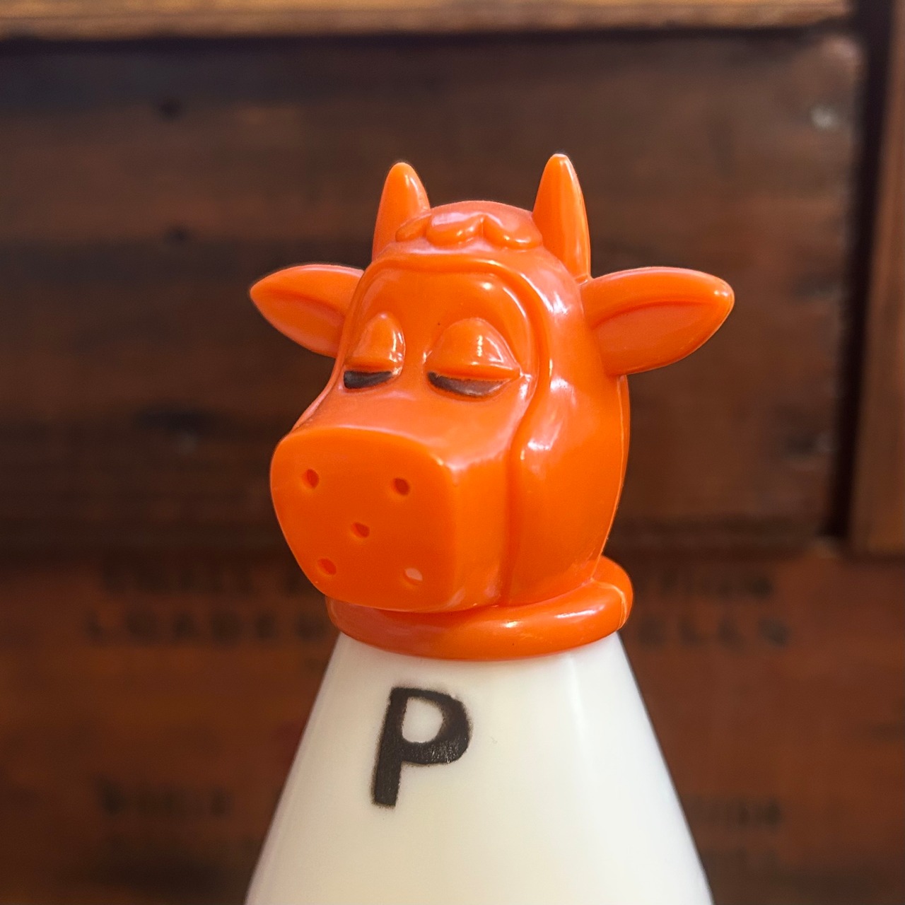 1970s USA Vintage Cow Salt & Pepper Shakers ソルト&ペッパーシェイカー 牛 MADE IN HONG KONG