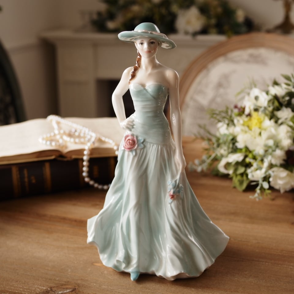 美品】英国ロイヤルウースター Serena 1997年製 フィギュリン